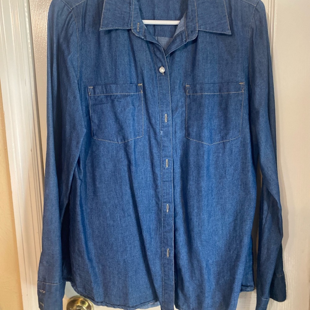 Denim button up - Picture 2 of 3